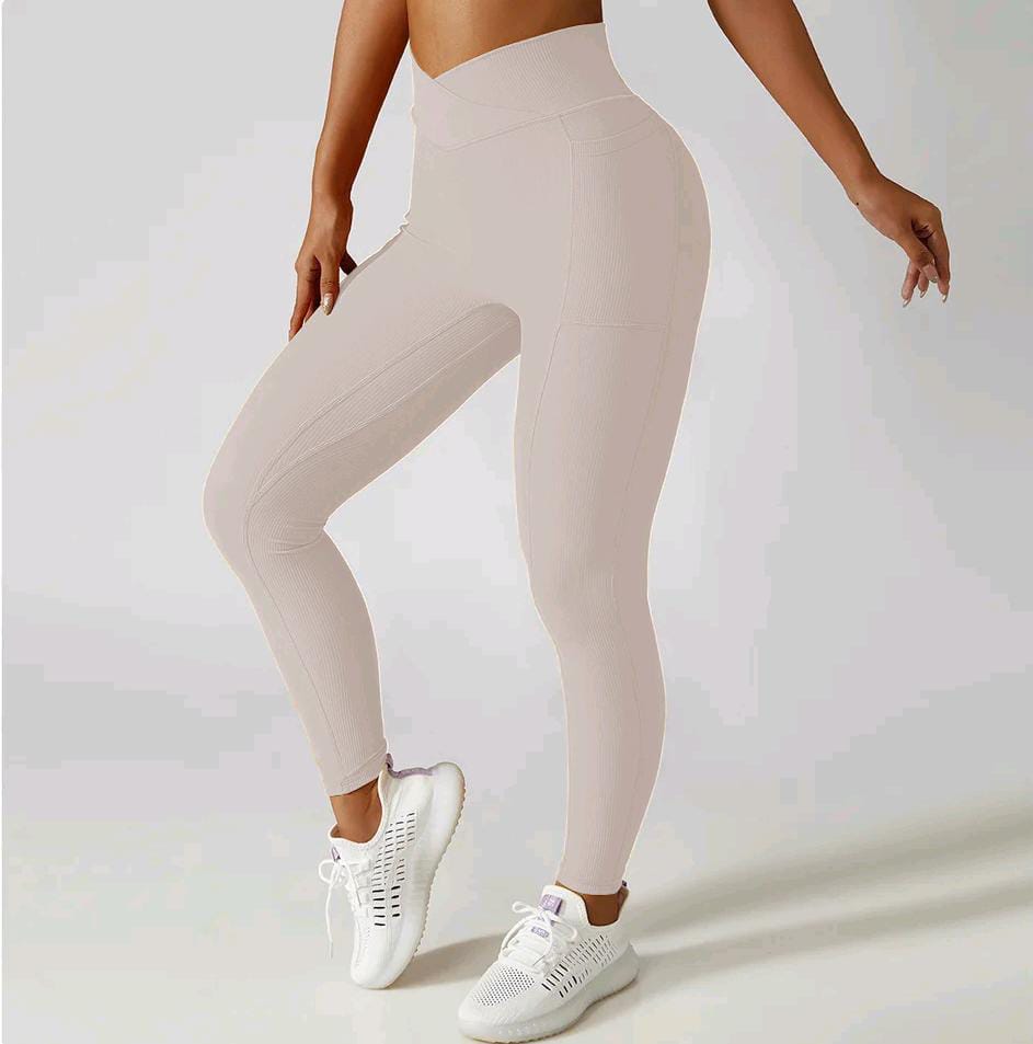 HIGH STRECHABLE TIGHTS FOR WOMEN